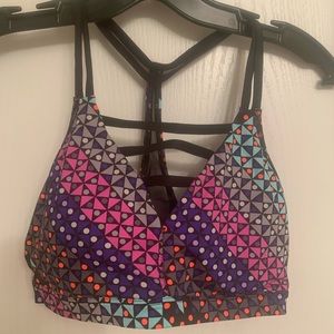 Victoria secreta sports bra, size M